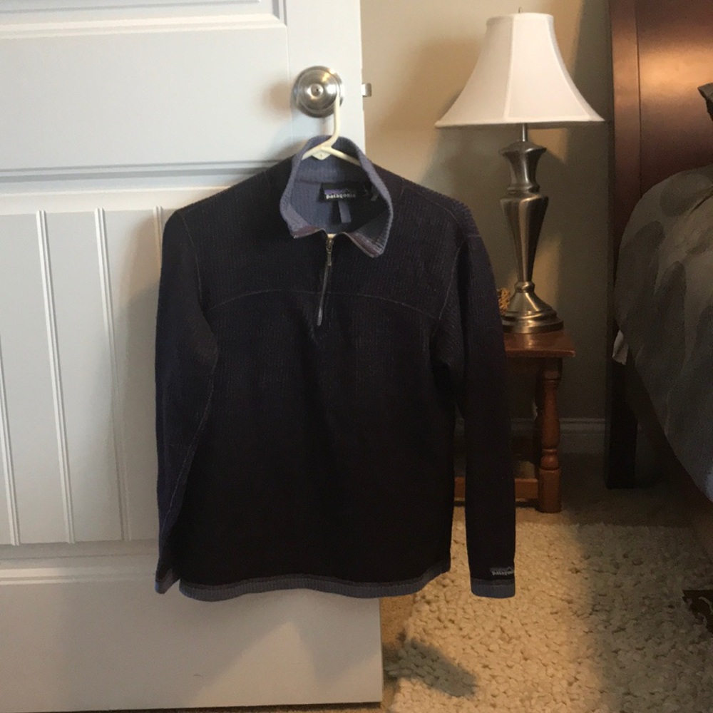 Women’s Patagonia 1/4 zip fleece S, plum/purple